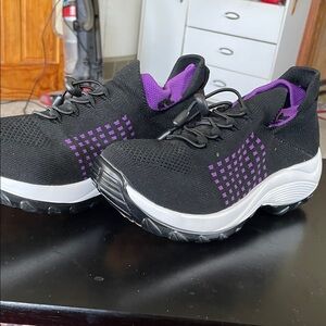 Black & Purple Knit Slip-On Women's Athletic Sneakers